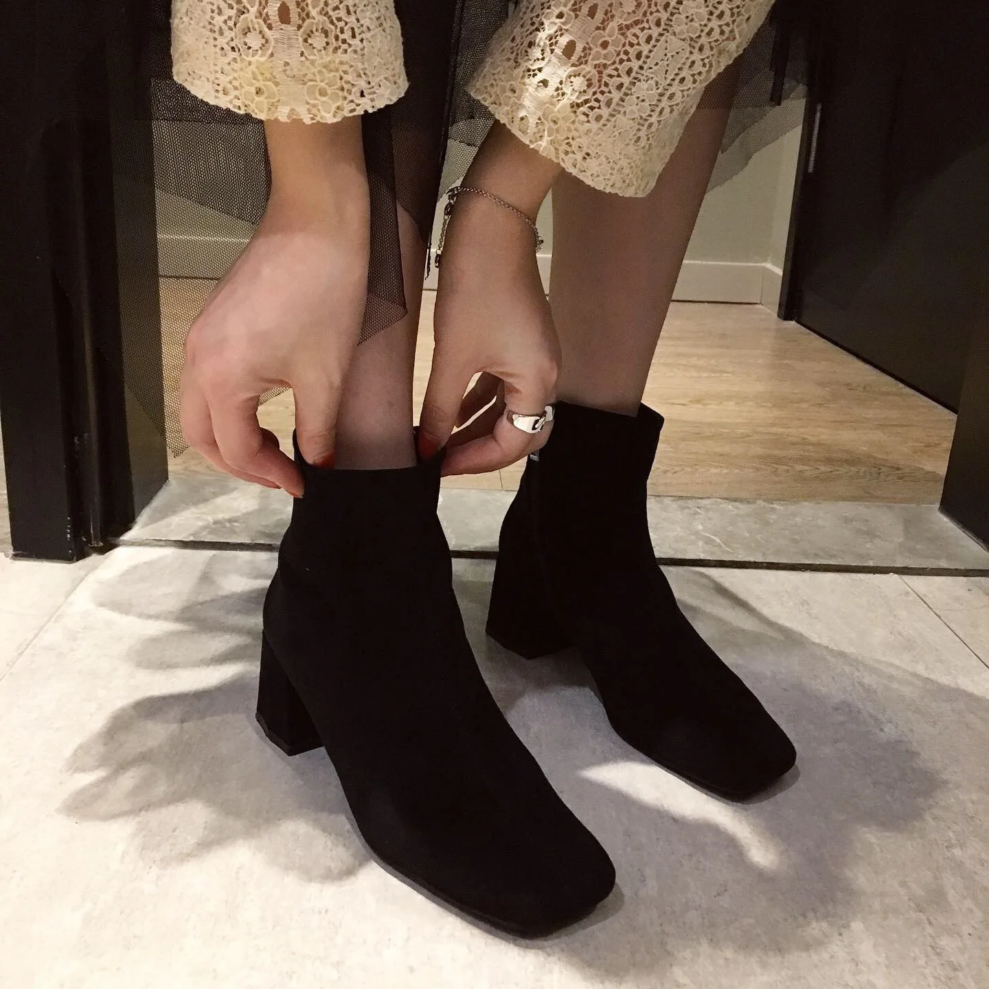 Cd348 New Style Autumn & Winter Martin Boots Women's British-Style Chunky-Heel Square Head Online Celebrity Thin Short Boots Ret
Cd348 New Style Autumn & Winter Martin Boots Women's British-Style Chunky-Heel Square Head Online Celebrity Thin Short Boots Ret