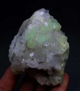 227g Natural Prehnite and White Crystal Symbiotic Mineral Specimens stones and crystals healing crystals quartz gemstones
227g Natural Prehnite and White Crystal Symbiotic Mineral Specimens stones and crystals healing crystals quartz gemstones
