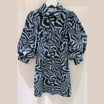 CAMIA summer dress women 2020 zebra print striped office ladies clothes turn-down neck puff sleeve mini party dress for woman 
CAMIA summer dress women 2020 zebra print striped office ladies clothes turn-down neck puff sleeve mini party dress for woman