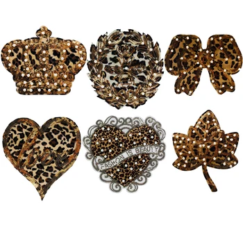 2PC Embroidery Fur Love Heart Sequin Bee Crown Pearl Bead Patch Leopard Print Motifs Applique for Fashion T-shirt DIY Sewing
2PC Embroidery Fur Love Heart Sequin Bee Crown Pearl Bead Patch Leopard Print Motifs Applique for Fashion T-shirt DIY Sewing