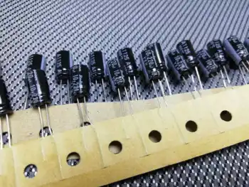 50pcs/lot RUBYCON YXH series 105C high frequency low resistance long life aluminum electrolytic capacitor free shipping 
50pcs/lot RUBYCON YXH series 105C high frequency low resistance long life aluminum electrolytic capacitor free shipping