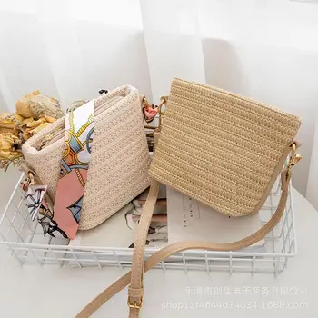 Bucket bag female 2020 Korean version of literary straw bag hot selling hand-made single shoulder messenger female bag
Bucket bag female 2020 Korean version of literary straw bag hot selling hand-made single shoulder messenger female bag
