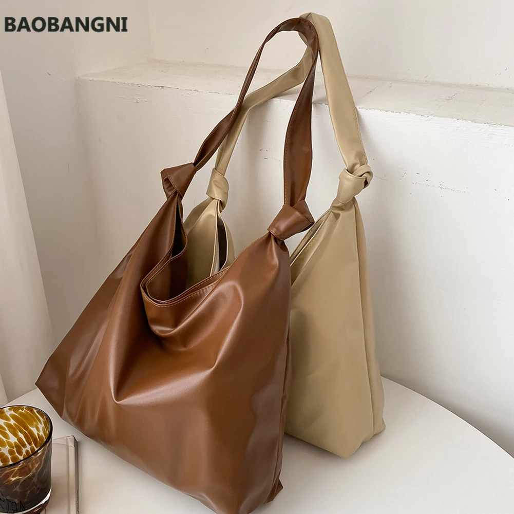 Large Women's Shoulder Bag Trend Soft PU Leather Shopper Tote Solid Color Shoulder Bag Ladies Quality Retro Female Handbags
Large Women's Shoulder Bag Trend Soft PU Leather Shopper Tote Solid Color Shoulder Bag Ladies Quality Retro Female Handbags