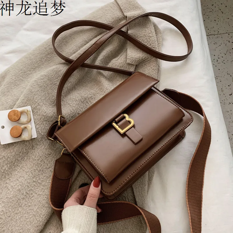 Female Solid Crossbody Bags For Women 2020 Leather Luxury Handbag Designer Sling Sac A Main Ladies Hand Shoulder Messenger Bag
Female Solid Crossbody Bags For Women 2020 Leather Luxury Handbag Designer Sling Sac A Main Ladies Hand Shoulder Messenger Bag
