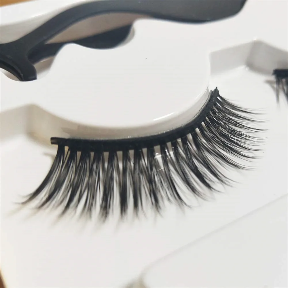 Magnet eyelash 7 pairs without eyelash glue, easy to use. Keep complete all day, easy to disassemble and reposition.
Magnet eyelash 7 pairs without eyelash glue, easy to use. Keep complete all day, easy to disassemble and reposition.
