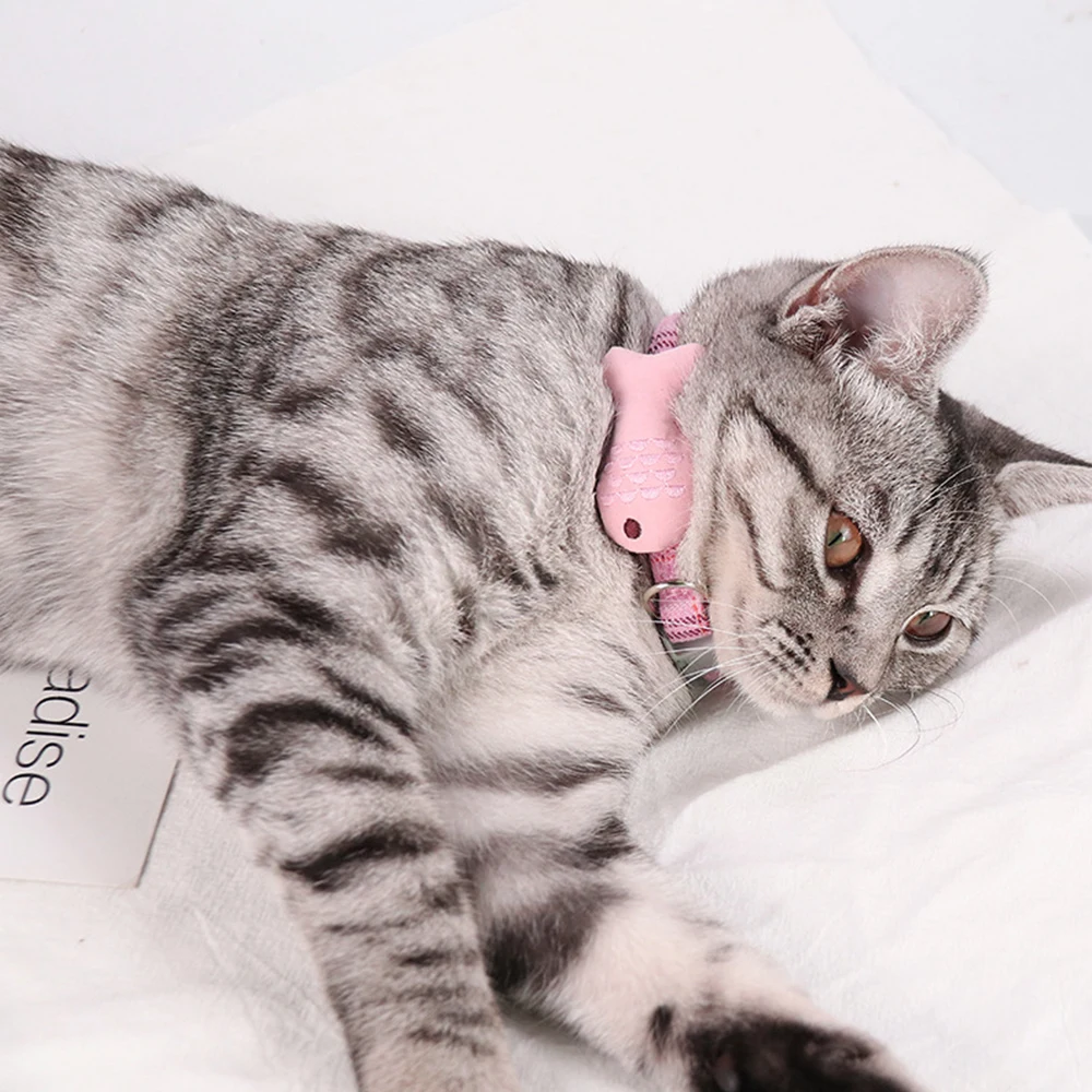 Pet Cat Collar with Fish Cute Plaid Cat Dog Collar Neck Strap Adjustable Buckle Kitten Puppy Pet Accessories Cats Dogs Necklace
Pet Cat Collar with Fish Cute Plaid Cat Dog Collar Neck Strap Adjustable Buckle Kitten Puppy Pet Accessories Cats Dogs Necklace