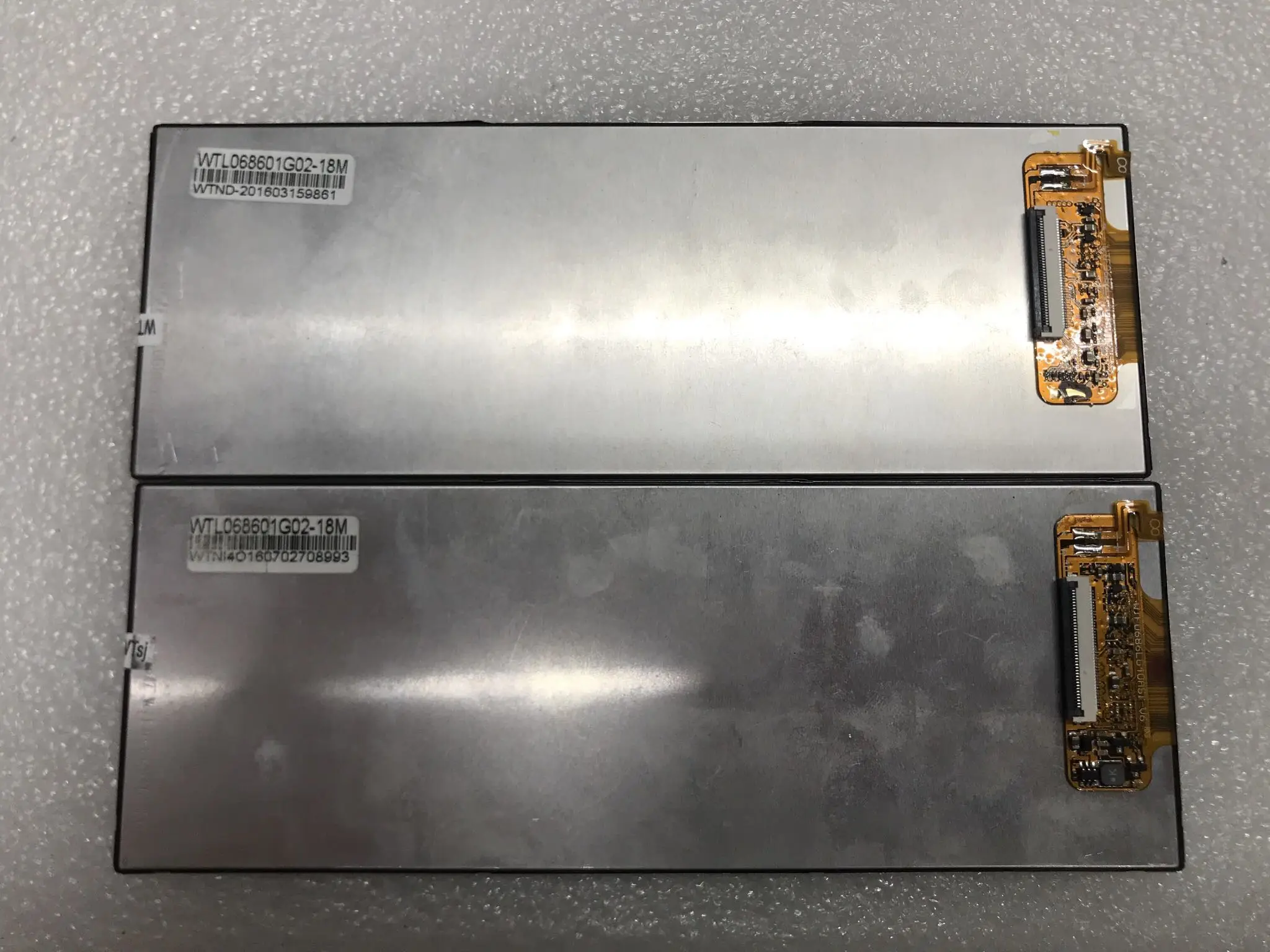 WTL068601G02-18M WTF06886LG40AS1-V6 LCD screen | Компьютеры и офис