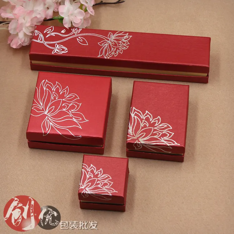 Hot Silver Lotus Ring Box/Pendant Box/Bracelet Box/Necklace zhang lian he Top Grade Paper Packing Box
Hot Silver Lotus Ring Box/Pendant Box/Bracelet Box/Necklace zhang lian he Top Grade Paper Packing Box