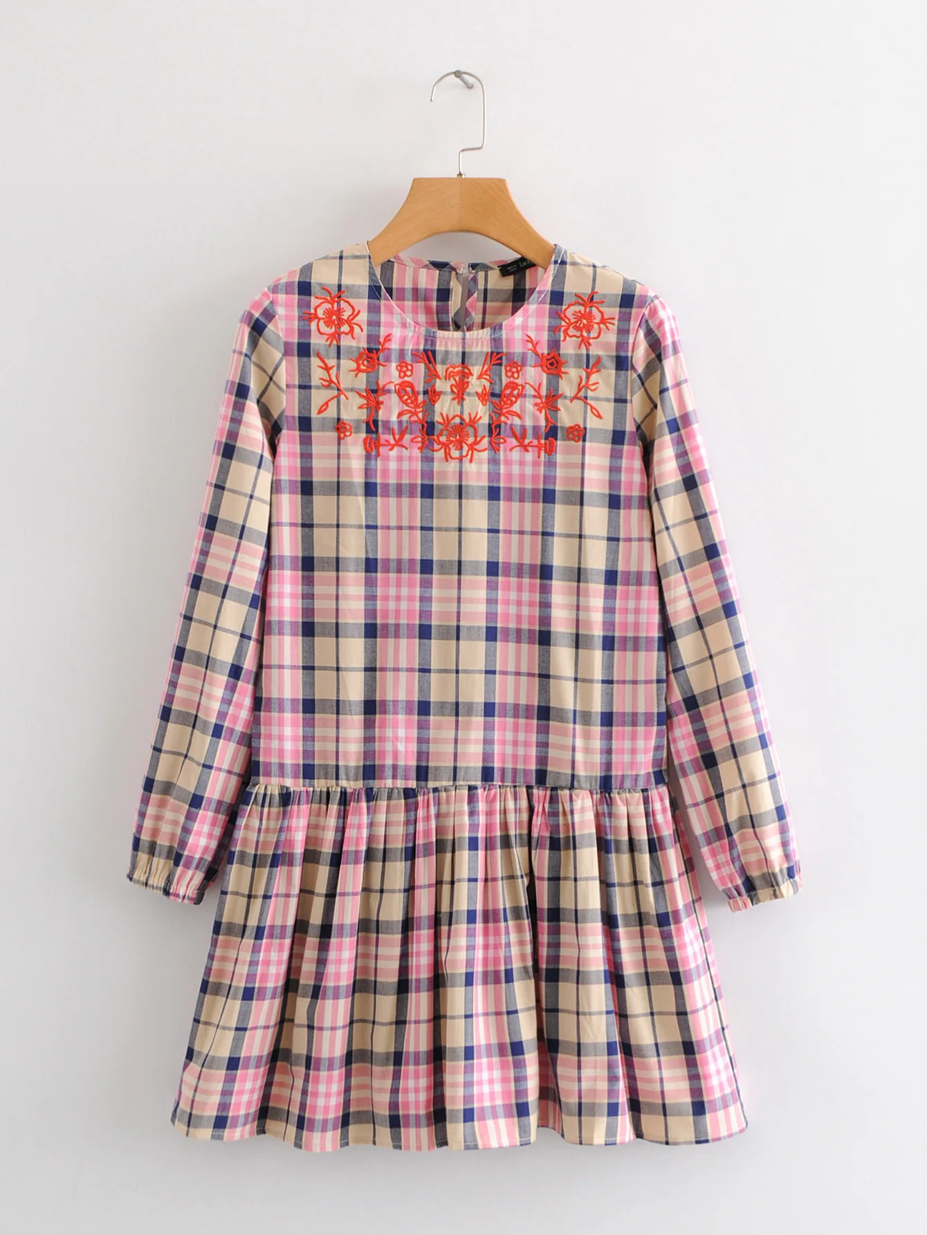 2018 Western Style Autumn And Winter Women's Dress New Style Pink Plaid Embroidered Long-sleeved Dress
2018 Western Style Autumn And Winter Women's Dress New Style Pink Plaid Embroidered Long-sleeved Dress