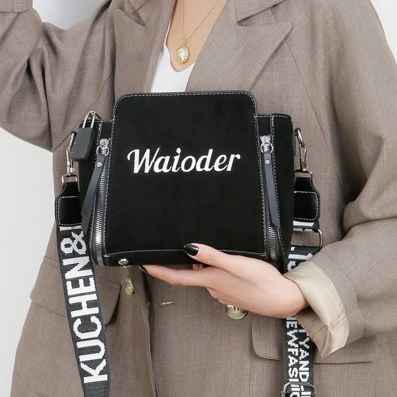 Network hong yang Gas Bag CHIC Textured Dull Polish WOMEN'S Bag New Style 2019 Autumn And Winter Fashion Broadband Shoulder Buck