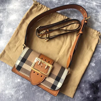 2020 New Plaid Women Bag Wide Shoulder Strap Luxury Handbags Leather Bag Shoulder Messenger Small Square Bag 
2020 New Plaid Women Bag Wide Shoulder Strap Luxury Handbags Leather Bag Shoulder Messenger Small Square Bag