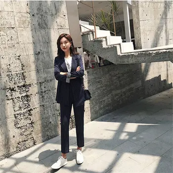 HziriP New Gentle Slender Blue Striped Elegant OL Blazer +All Match Elastic Waist Loose Trouser Office Lady Suits 2 Piece Set
HziriP New Gentle Slender Blue Striped Elegant OL Blazer +All Match Elastic Waist Loose Trouser Office Lady Suits 2 Piece Set