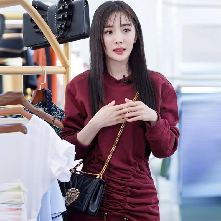 Autumn New Korean Version of Loose Wine Red Bae Pull-out Bag Hip Dress Women 2019 Knee-Length Dress Women
Autumn New Korean Version of Loose Wine Red Bae Pull-out Bag Hip Dress Women 2019 Knee-Length Dress Women