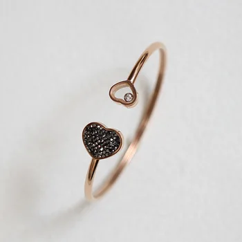 Korean version of Korean temperament black love open titanium steel bracelet simple all hand ring female style jewelry
Korean version of Korean temperament black love open titanium steel bracelet simple all hand ring female style jewelry