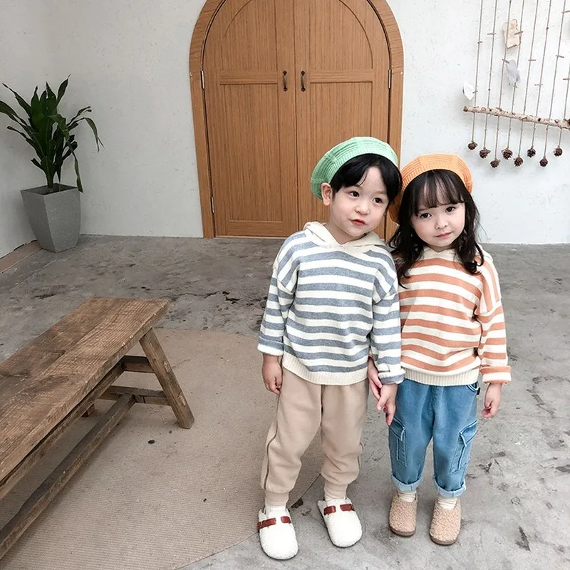 Children Sweaters in Autumn and Winter of 2019 Korean Edition Girl Knitted Sweaters Boys Hat Stripe Sweaters girl winter clothes
Children Sweaters in Autumn and Winter of 2019 Korean Edition Girl Knitted Sweaters Boys Hat Stripe Sweaters girl winter clothes