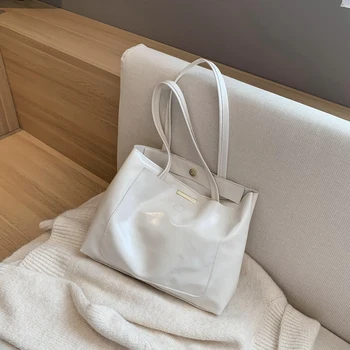 Large PU Leather Shoulder Bags 2020 Women's Bag Trend Elegant Handbags Female Travel Totes Lady Fashion Hand Bag Bright Leather
Large PU Leather Shoulder Bags 2020 Women's Bag Trend Elegant Handbags Female Travel Totes Lady Fashion Hand Bag Bright Leather