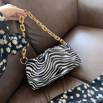 High Quality Soft PU Leather women Shoulder Messenger Bags For Women Small Crossbody Bag Travel Chain Handbags And Purses
High Quality Soft PU Leather women Shoulder Messenger Bags For Women Small Crossbody Bag Travel Chain Handbags And Purses