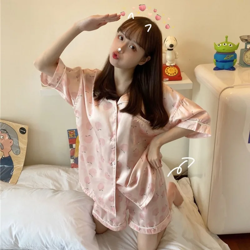 Ice Silk Short-sleeved Cute Two-piece Pajamas Sweet Can Be Worn Outside Home Service Suit Women's Thin Peach Casual Pajamas
Ice Silk Short-sleeved Cute Two-piece Pajamas Sweet Can Be Worn Outside Home Service Suit Women's Thin Peach Casual Pajamas