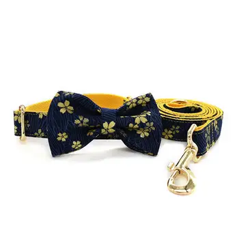 2020 Popular flower Pattern dog collar and leash with bow tie for big and small dog cotton fabric collar rose gold metal buckle
2020 Popular flower Pattern dog collar and leash with bow tie for big and small dog cotton fabric collar rose gold metal buckle