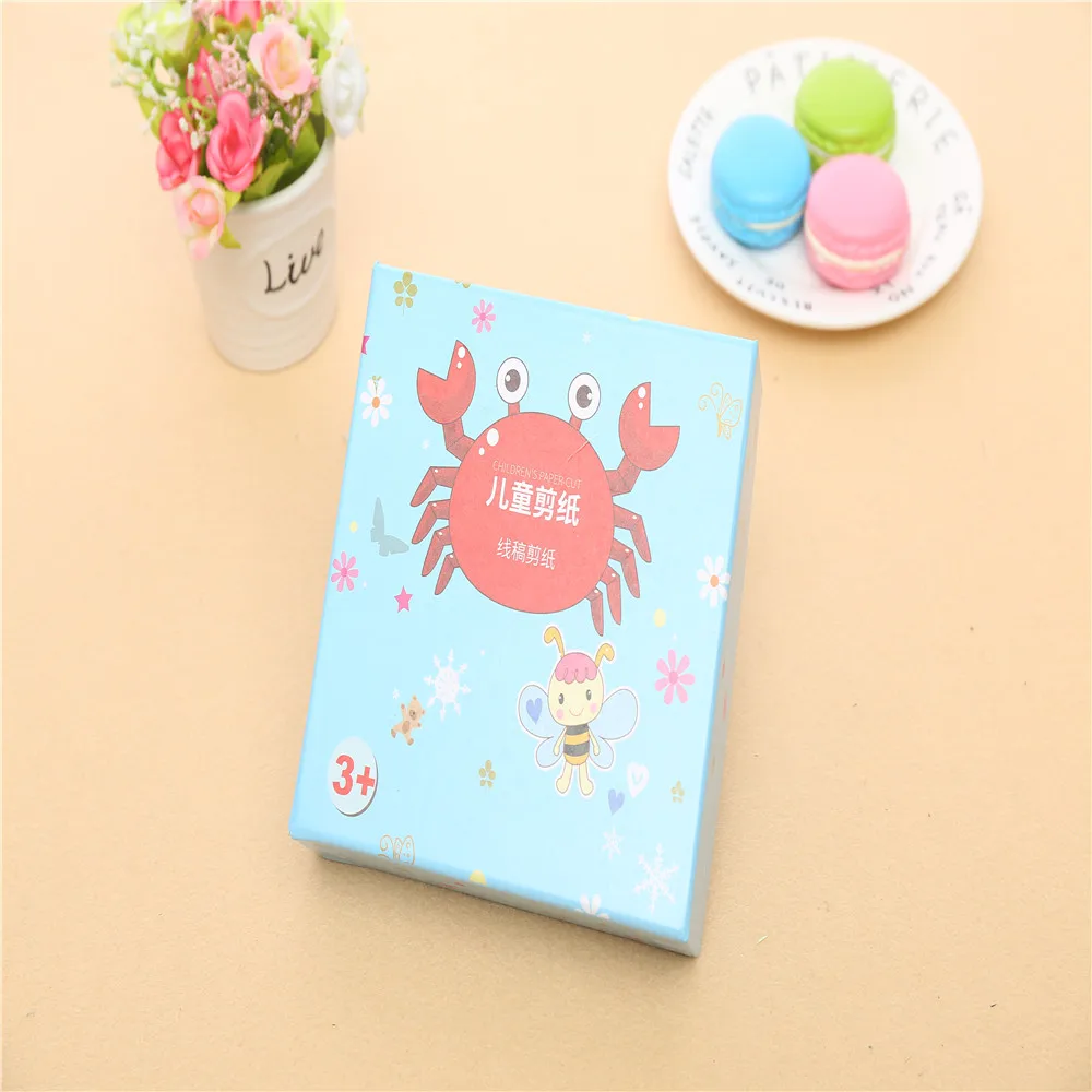 Creative cartoon manual paper cutting, simple and practical for children, 200 kinds of patterns, enrich children's manual course
Creative cartoon manual paper cutting, simple and practical for children, 200 kinds of patterns, enrich children's manual course
