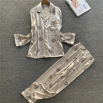 New Pajamas Cardigan Casual Comfortable Silk Long Sleeve Long Pants Men's Silk Homewear Set sleepwear men pijama man set
New Pajamas Cardigan Casual Comfortable Silk Long Sleeve Long Pants Men's Silk Homewear Set sleepwear men pijama man set