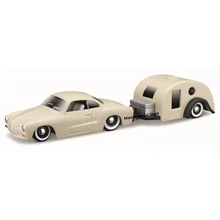 Maisto 1:64 1966 VOLKSWAGEN KARMANN GHIA / TRABELER TRAILER Design Tow & Go die-cast precision model car Model collection gift
Maisto 1:64 1966 VOLKSWAGEN KARMANN GHIA / TRABELER TRAILER Design Tow & Go die-cast precision model car Model collection gift