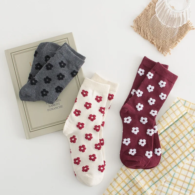 Flocking Small Flower Socks Female Autumn and Winter Tube Socks Japanese Cartoon Ins Korean Cotton Socks
Flocking Small Flower Socks Female Autumn and Winter Tube Socks Japanese Cartoon Ins Korean Cotton Socks