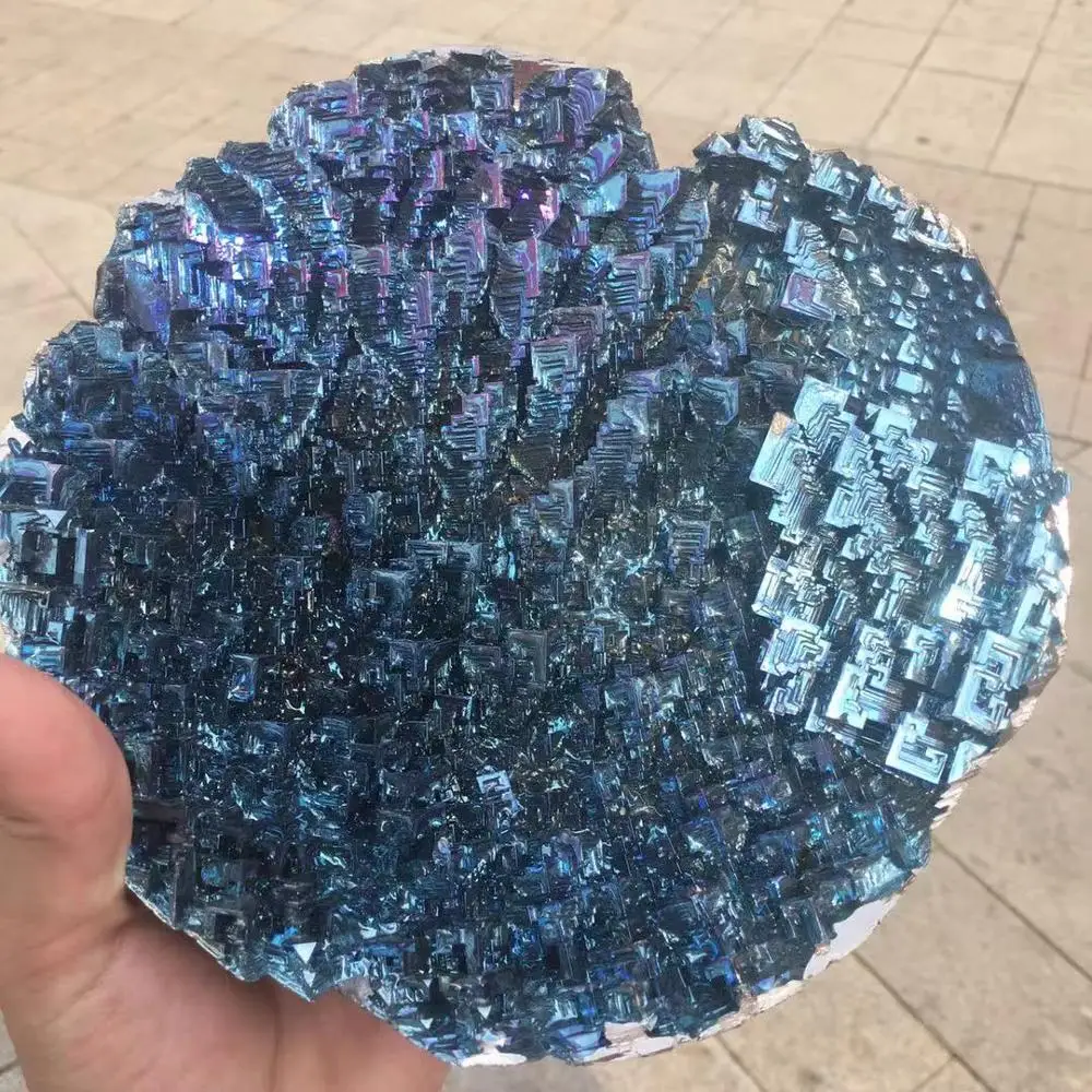 Beautiful Blue Natural Bismuth Ore Gemstone Mineral Specimen Rainbow Colorful Decoration
Beautiful Blue Natural Bismuth Ore Gemstone Mineral Specimen Rainbow Colorful Decoration