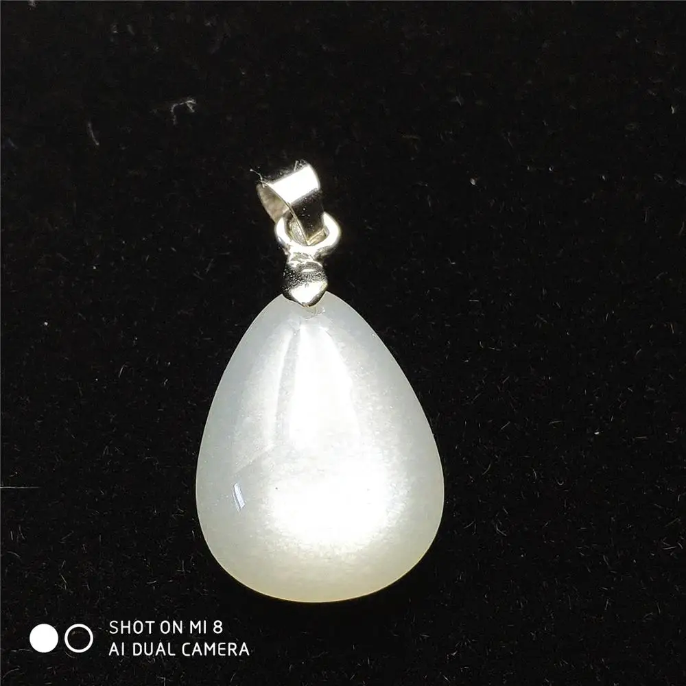 18x14mm Natural Grey Moonstone White Light Pendant Women Men New Gift Water Drop 925 Silver Crystal Necklace AAAAA
18x14mm Natural Grey Moonstone White Light Pendant Women Men New Gift Water Drop 925 Silver Crystal Necklace AAAAA