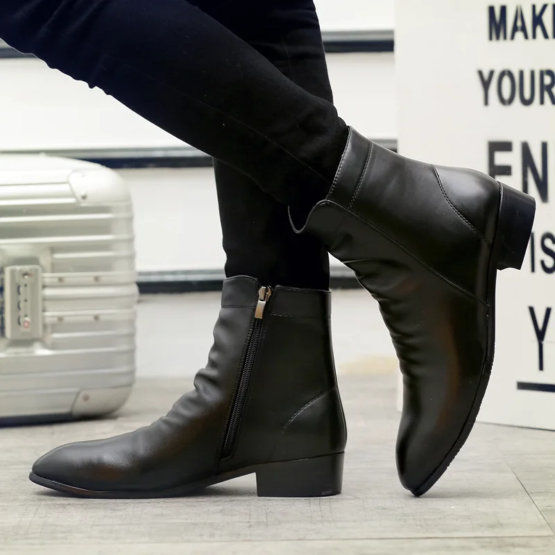 Classics Pleated Chelsea Boots Men Dress Ankle Fringe Pointed Toe Martin Boots Concise Solid Zip Med Winter Motorcycle Shoes