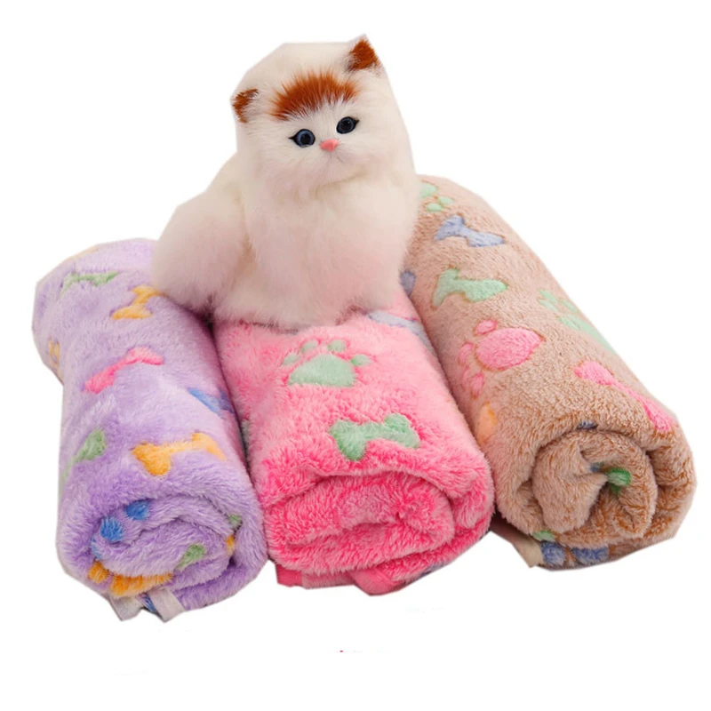Pet Blanket Winter Dog Cat Bed Mat Foot Print Star Warm Sleeping Mattress Small Medium Dogs Cats Coral Fleece Pet Supplies
Pet Blanket Winter Dog Cat Bed Mat Foot Print Star Warm Sleeping Mattress Small Medium Dogs Cats Coral Fleece Pet Supplies