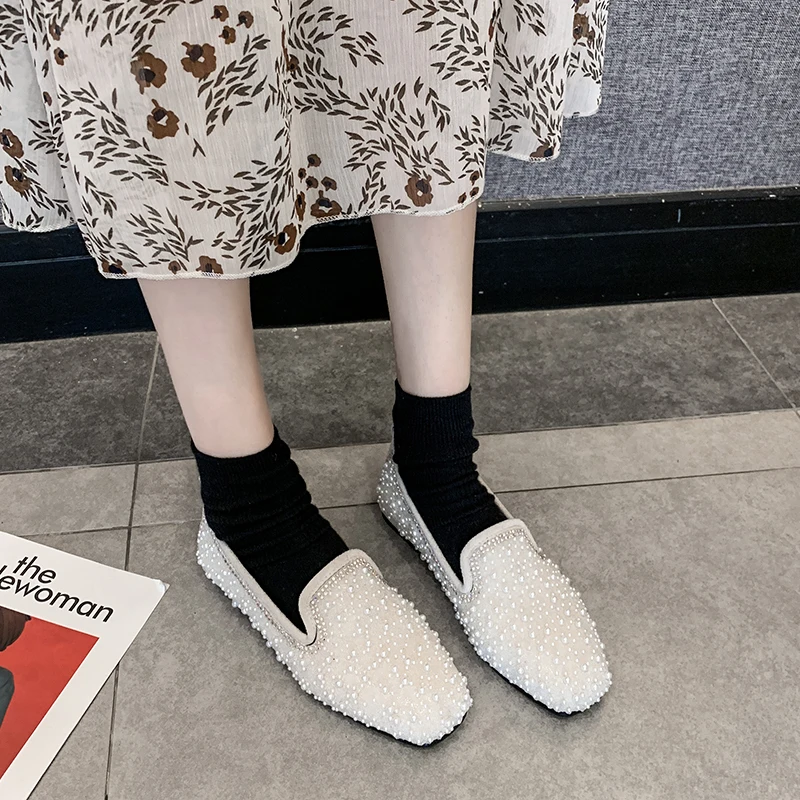 Crystal Flat Shoes Women Casual Suede Loafers Women Square Toe Flats 2020 Spring Fashion Peas Shoes Ladies Black Beige
Crystal Flat Shoes Women Casual Suede Loafers Women Square Toe Flats 2020 Spring Fashion Peas Shoes Ladies Black Beige