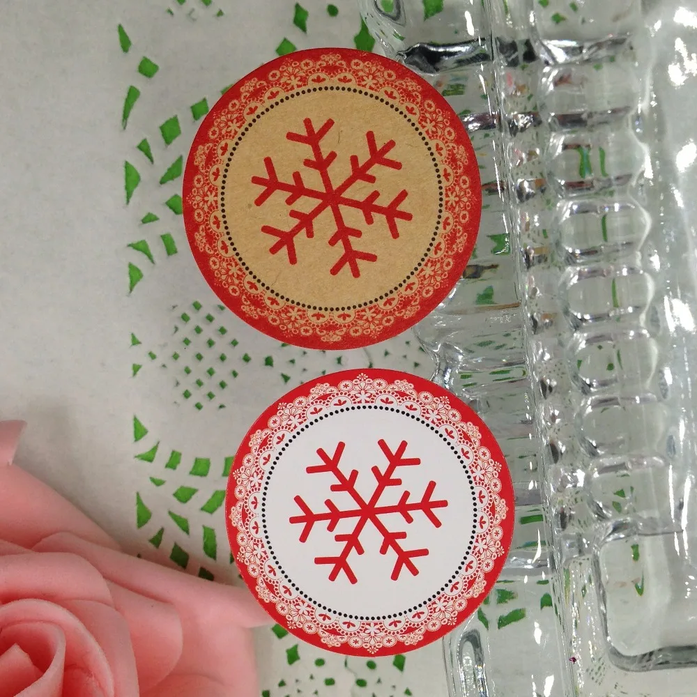 300pcs 3.5*3.5cm Snowflake pattern pattern Kraft Sticker For Hand Made Gift Cake Candy Paper Tags Self Adhesive Stickers Label
300pcs 3.5*3.5cm Snowflake pattern pattern Kraft Sticker For Hand Made Gift Cake Candy Paper Tags Self Adhesive Stickers Label