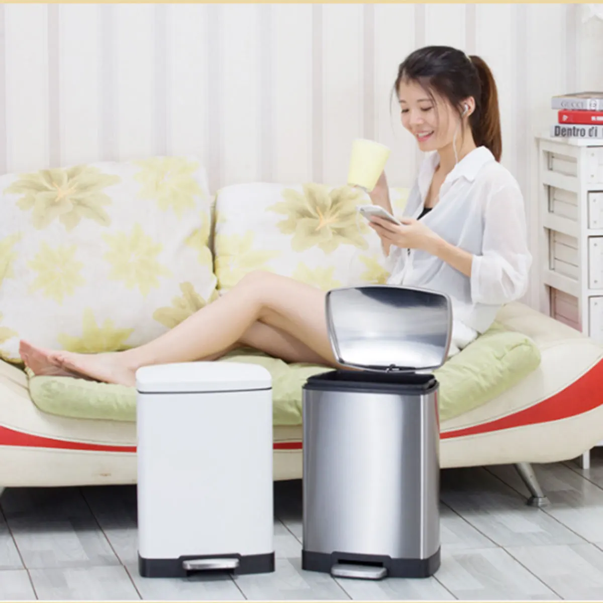 Faroot Step Trash Can, Rectangular Garbage Container Bin with Lid for Bathroom Bedroom Kitchen
Faroot Step Trash Can, Rectangular Garbage Container Bin with Lid for Bathroom Bedroom Kitchen