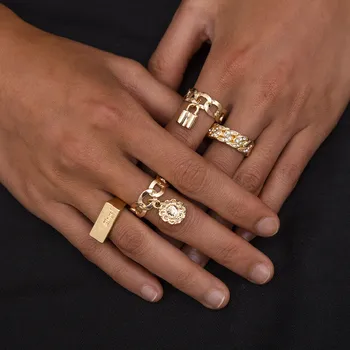 4Pcs/Set Crystal Infinity Rings Set for Women Personality Lock Flower Pendant Rings Engagement Wedding Jewelry 2020 New
4Pcs/Set Crystal Infinity Rings Set for Women Personality Lock Flower Pendant Rings Engagement Wedding Jewelry 2020 New