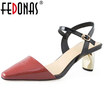 FEDONAS Genuine Leather Elegant Women Sandals Mixed Colors Pointed Toe High Heels Pumps New Arrivl Working Casual Shoes Woman 
FEDONAS Genuine Leather Elegant Women Sandals Mixed Colors Pointed Toe High Heels Pumps New Arrivl Working Casual Shoes Woman