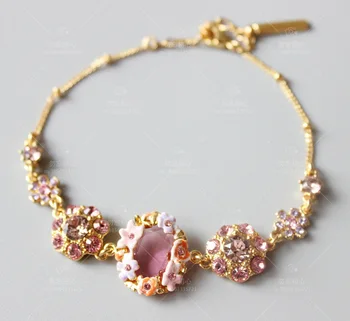 2020 Pulseira Feminina Erkek Bileklik Beginner S Mind French 20 Qiu Dong Rococo Series Wedding Crystal Gem Bracelet Flowers
2020 Pulseira Feminina Erkek Bileklik Beginner S Mind French 20 Qiu Dong Rococo Series Wedding Crystal Gem Bracelet Flowers