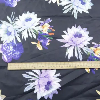 Advanced digital direct-injection printing fabrics, a variety of colors customizable apparel fabrics polyester printed fabrics
Advanced digital direct-injection printing fabrics, a variety of colors customizable apparel fabrics polyester printed fabrics