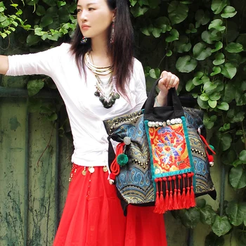 2020 Vintage handbag leisure bag fringe Bag Shoulder Bag Canvas Bag 
2020 Vintage handbag leisure bag fringe Bag Shoulder Bag Canvas Bag