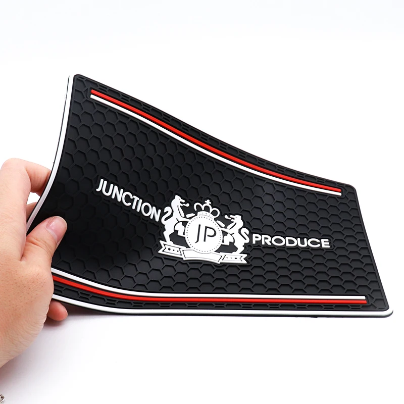 high quality Car Accessories 1PCS JP horse logo Car Ornament PVC Anti-Slip Mat Pad For JEEP- Wrangler Grand Cherokee Renegade
high quality Car Accessories 1PCS JP horse logo Car Ornament PVC Anti-Slip Mat Pad For JEEP- Wrangler Grand Cherokee Renegade