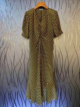 2020 Spring and Summer New Women's V-neck Dot Prints Pattern Decorative Ruffled Short Sleeve Long Dress 601
2020 Spring and Summer New Women's V-neck Dot Prints Pattern Decorative Ruffled Short Sleeve Long Dress 601