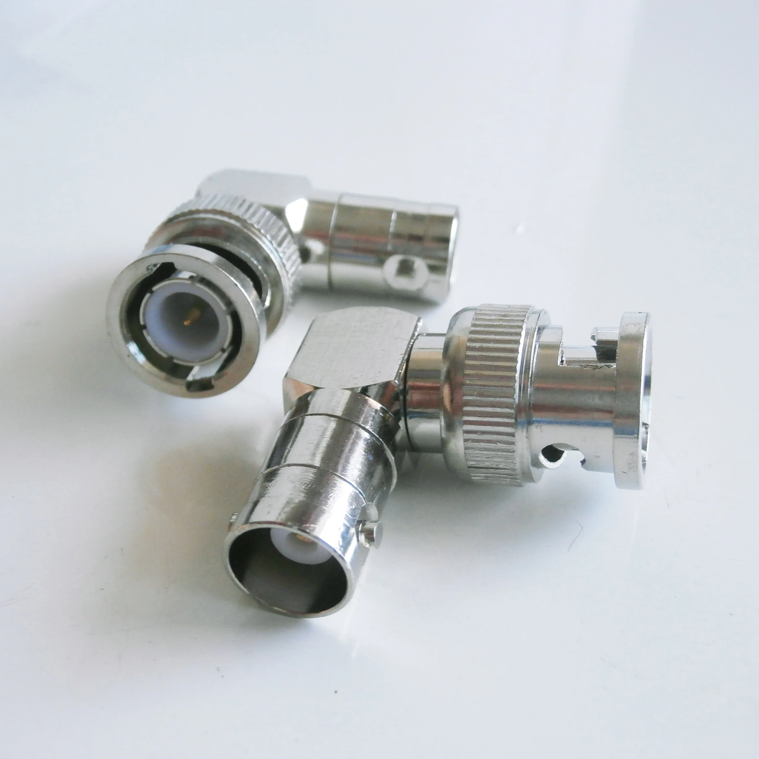 BNC To BNC Cable Connector Socket Q9 BNC Female Jack To BNC Male Plug 90 Degree Right Angle Nickel Plated Brass RF Adapte
BNC To BNC Cable Connector Socket Q9 BNC Female Jack To BNC Male Plug 90 Degree Right Angle Nickel Plated Brass RF Adapte
