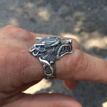 Vintage Men's Ring Gothic Style Wolf Head Ring Motorcycle Party Punk Animal Jewelry Biker Cool Finger Ring Men Gift Accessories
Vintage Men's Ring Gothic Style Wolf Head Ring Motorcycle Party Punk Animal Jewelry Biker Cool Finger Ring Men Gift Accessories