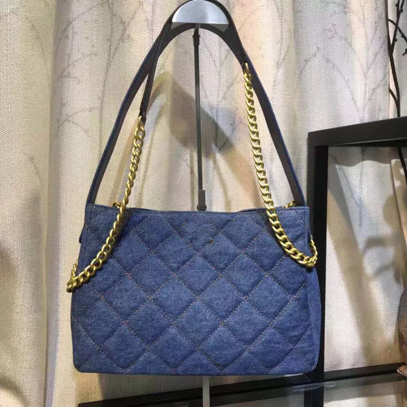 Women Bags Shoulder Bag Classic Sewing Lattice Brand Designer Demin Chain Bags Crossbody bag 2019 New Female HandBags
Women Bags Shoulder Bag Classic Sewing Lattice Brand Designer Demin Chain Bags Crossbody bag 2019 New Female HandBags