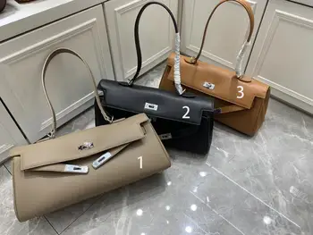 free shipping the new Special style Fashion trend genuine cow leather women handbag one shoulder bag crossbody bag 3 color 35 cm 
free shipping the new Special style Fashion trend genuine cow leather women handbag one shoulder bag crossbody bag 3 color 35 cm