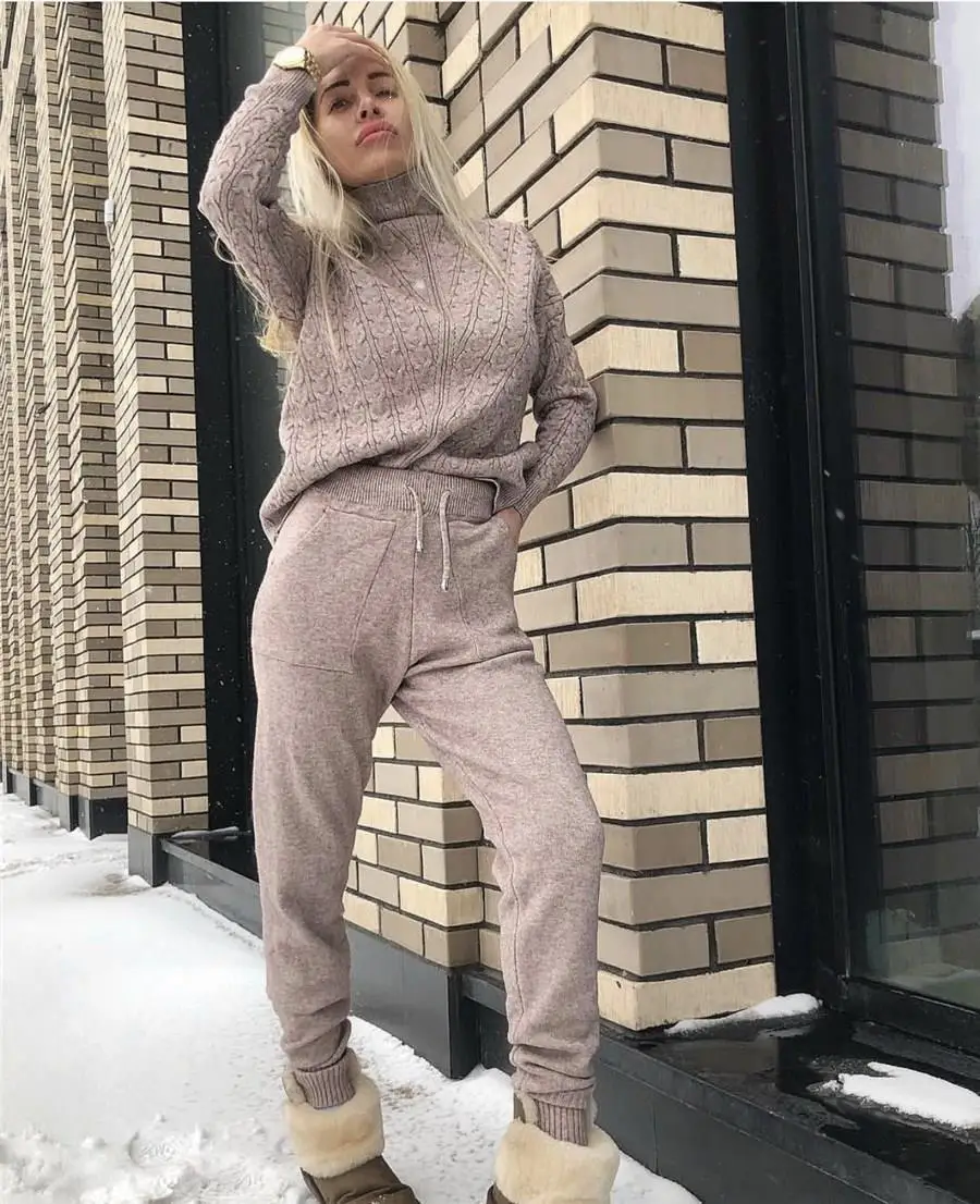 Turtleneck Pullover Sweatshirts Knit Pants Suit Casual Two Piece Sets Women Tracksuit Fall Winter Warm Knitted Sporting Suit
Turtleneck Pullover Sweatshirts Knit Pants Suit Casual Two Piece Sets Women Tracksuit Fall Winter Warm Knitted Sporting Suit