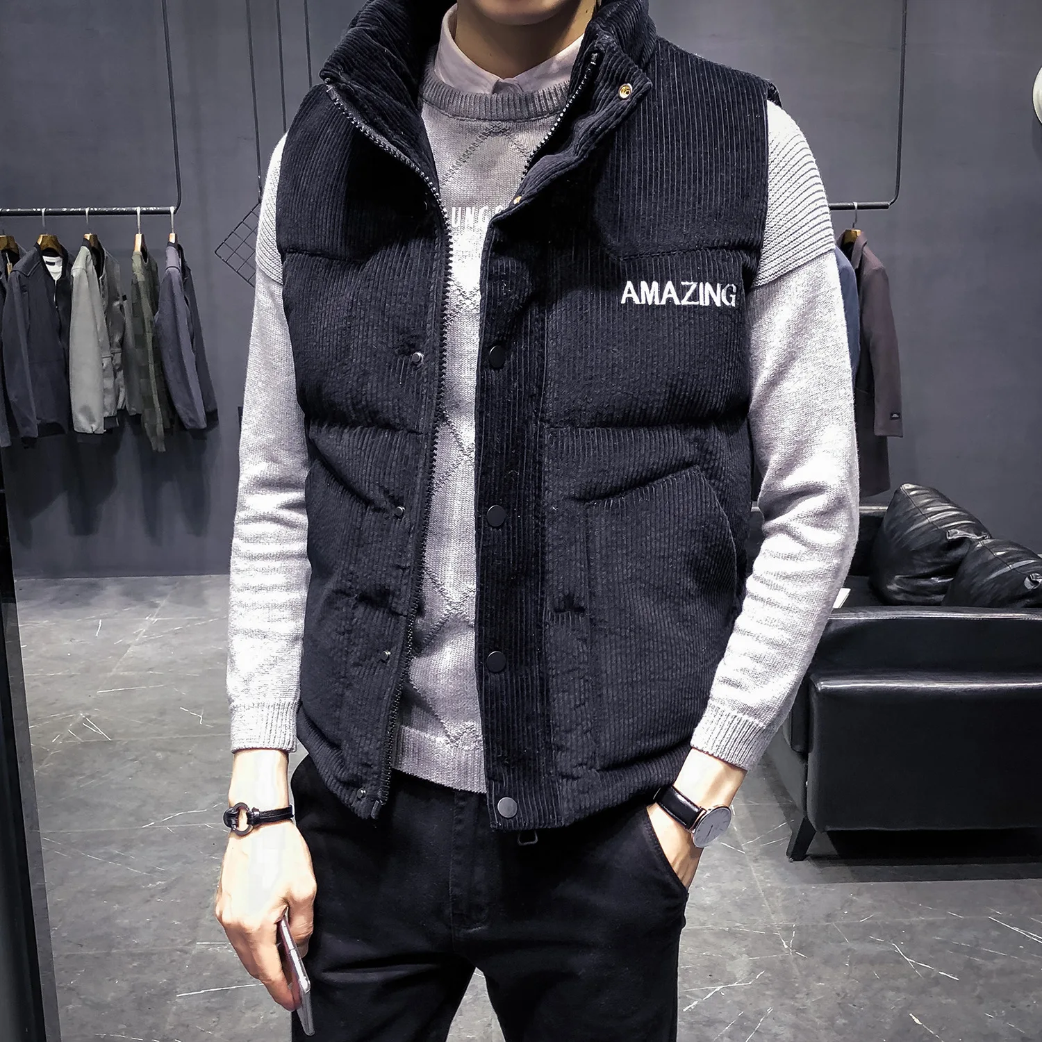2018 Autumn And Winter Waistcoat Fashion Man Hong Kong Style New Style Corduroy Cotton Vest Thick Warm Students Handsome Waistco
2018 Autumn And Winter Waistcoat Fashion Man Hong Kong Style New Style Corduroy Cotton Vest Thick Warm Students Handsome Waistco