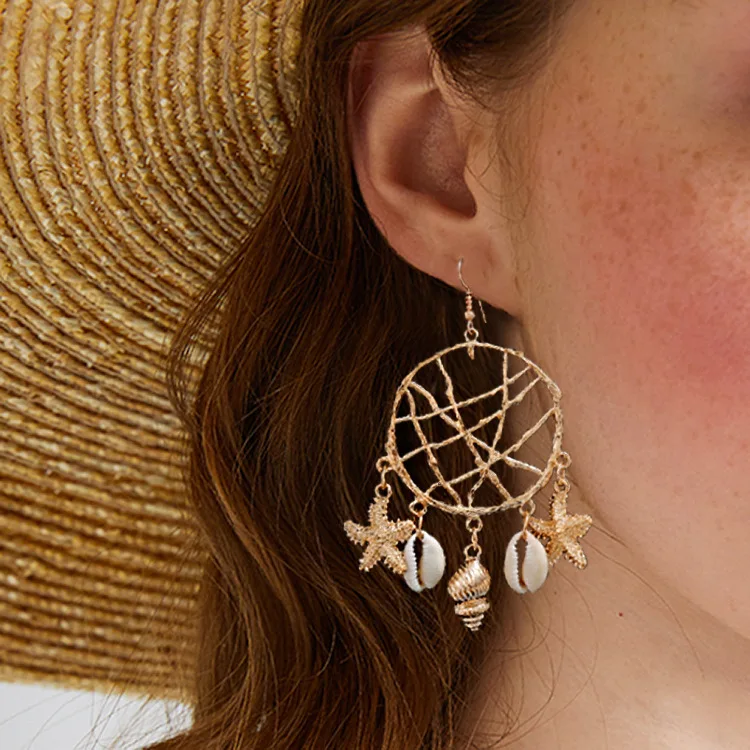 Sea Shell Earrings Ffor Women Gold Color Dreamcatcher Trendy Metal Shell Statement Dangle Earrings 2019 New Summer Beach Jewelry
Sea Shell Earrings Ffor Women Gold Color Dreamcatcher Trendy Metal Shell Statement Dangle Earrings 2019 New Summer Beach Jewelry