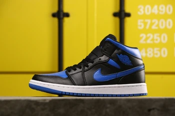 Nike Air Jordan1 Mid AJ1 Men Sports Shoes Women Casual Baskteball Shoes Outdoor Comfortable Sneakers Black Blue Board Shoes 
Nike Air Jordan1 Mid AJ1 Men Sports Shoes Women Casual Baskteball Shoes Outdoor Comfortable Sneakers Black Blue Board Shoes