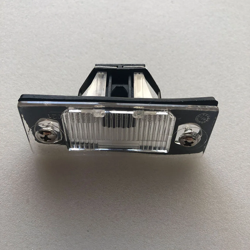 Car accessories License plate with lamp light bulb light for VW JETTA GOLF PASSAT OE:1J5943021 1J5 943 021 1J5943021D 1J5943021A
Car accessories License plate with lamp light bulb light for VW JETTA GOLF PASSAT OE:1J5943021 1J5 943 021 1J5943021D 1J5943021A